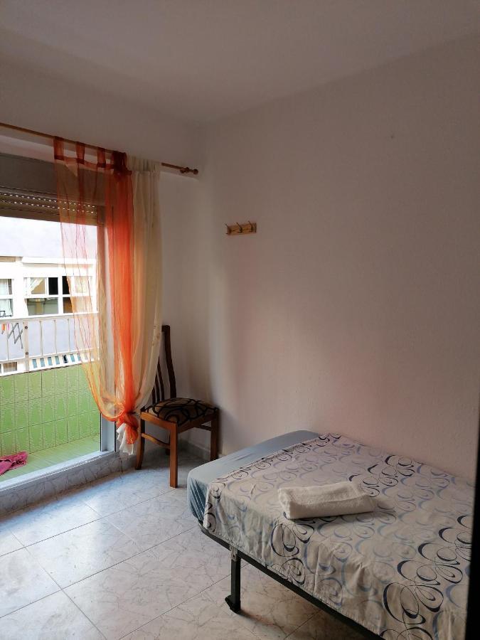 דירות ולנסיה Piso En Malvarrosa מראה חיצוני תמונה