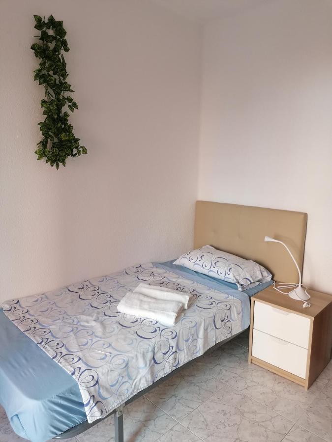דירות ולנסיה Piso En Malvarrosa מראה חיצוני תמונה